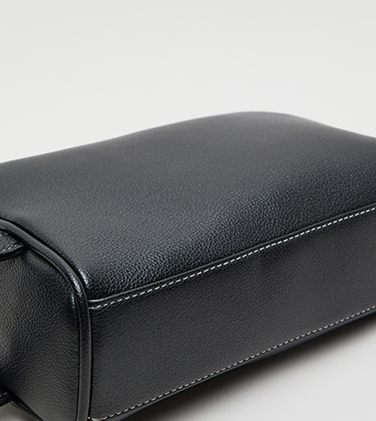 Textured Travel Pouch