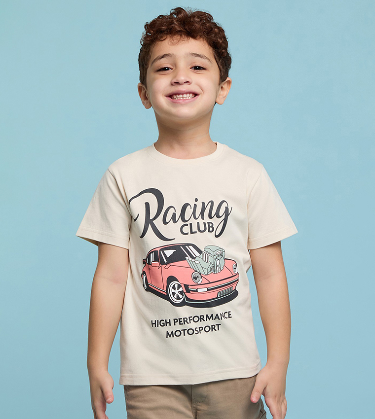 تيشيرت كم قصير بطبعة برقبة مستديرة 