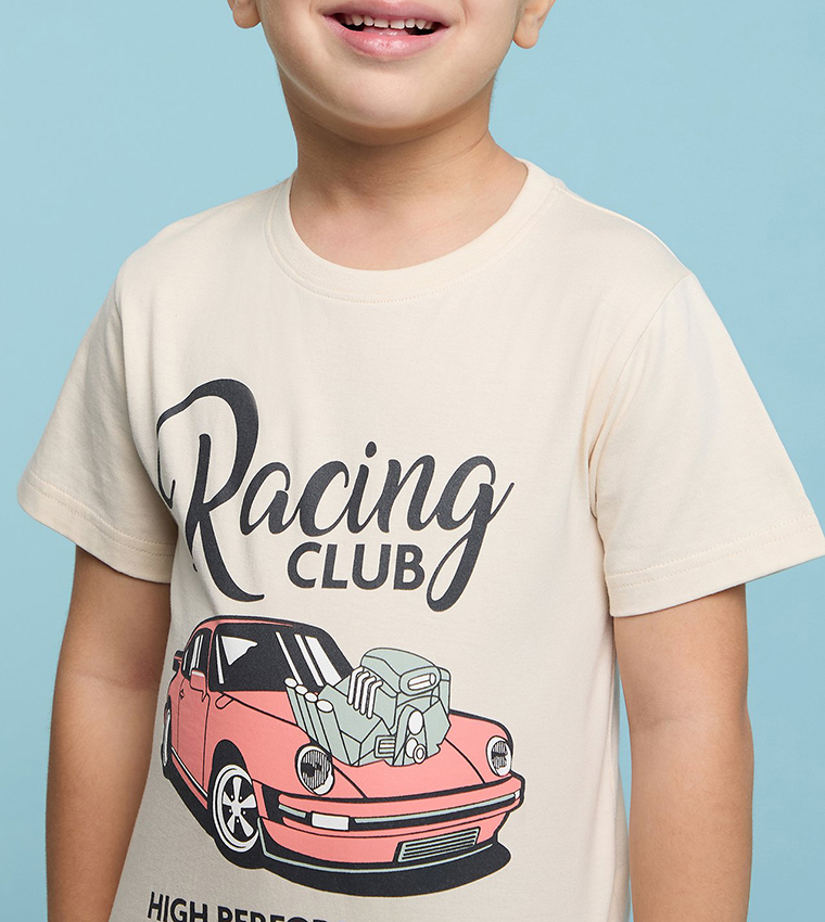 تيشيرت كم قصير بطبعة برقبة مستديرة 