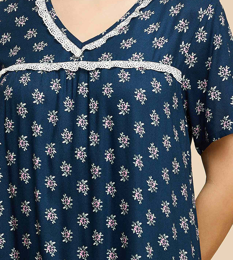 Printed Nightdress with V-Neck and Short Sleeves