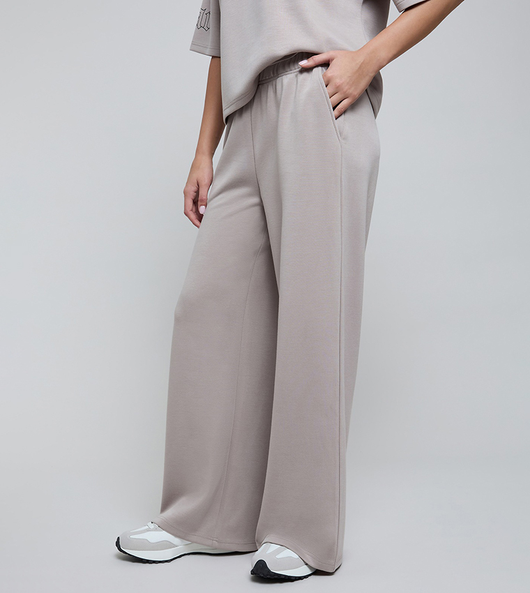 Solid Wide Leg Pants with Elastic Waist