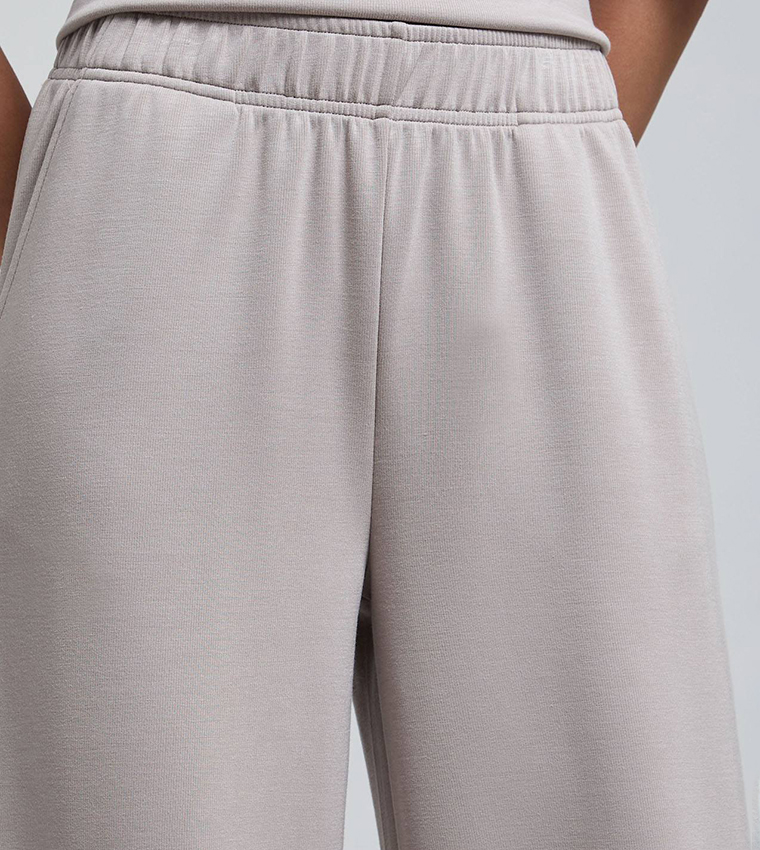 Solid Wide Leg Pants with Elastic Waist