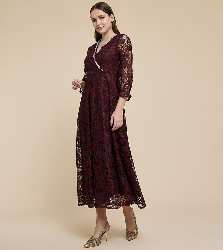 Lace Flared Dress with V-Neck and 3/4 Sleeves