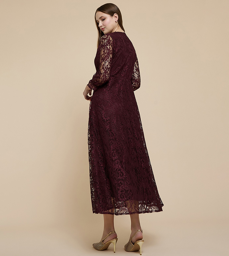 Lace Flared Dress with V-Neck and 3/4 Sleeves