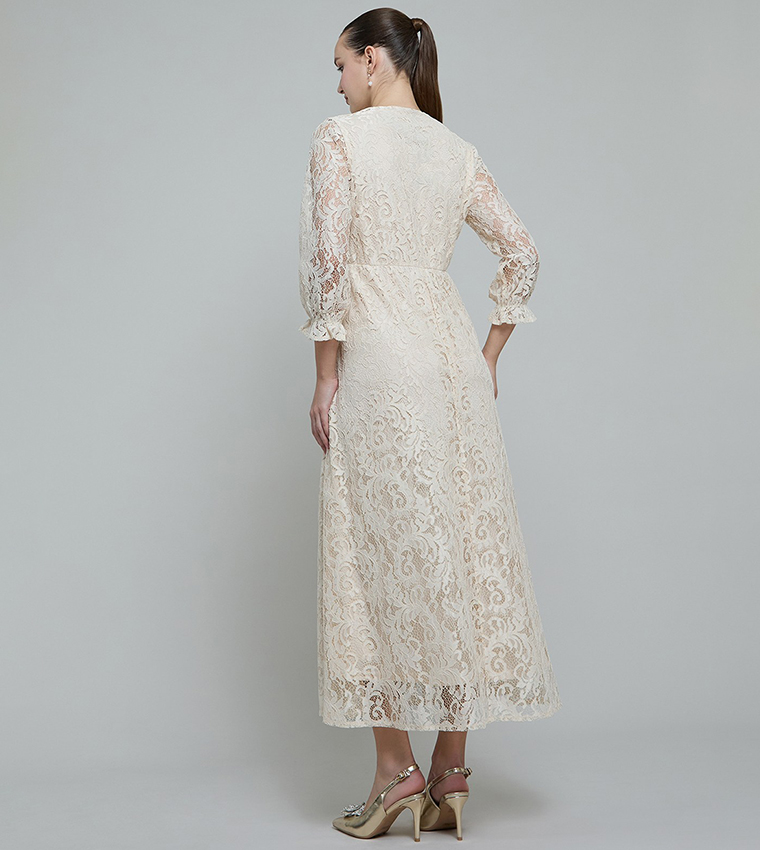Lace Flared Dress with V-Neck and 3/4 Sleeves