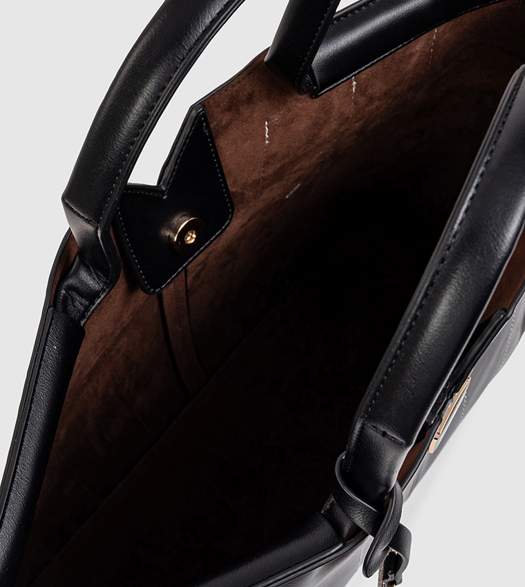 حقيبة توت ميني بتفاصيل درزات متباينة