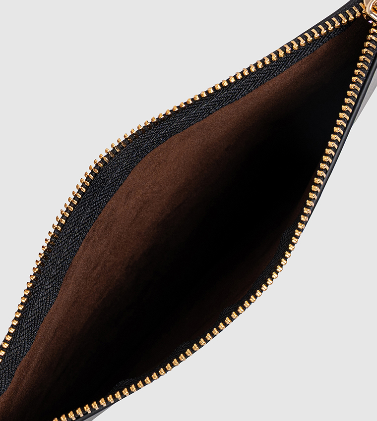 حقيبة توت ميني بتفاصيل درزات متباينة