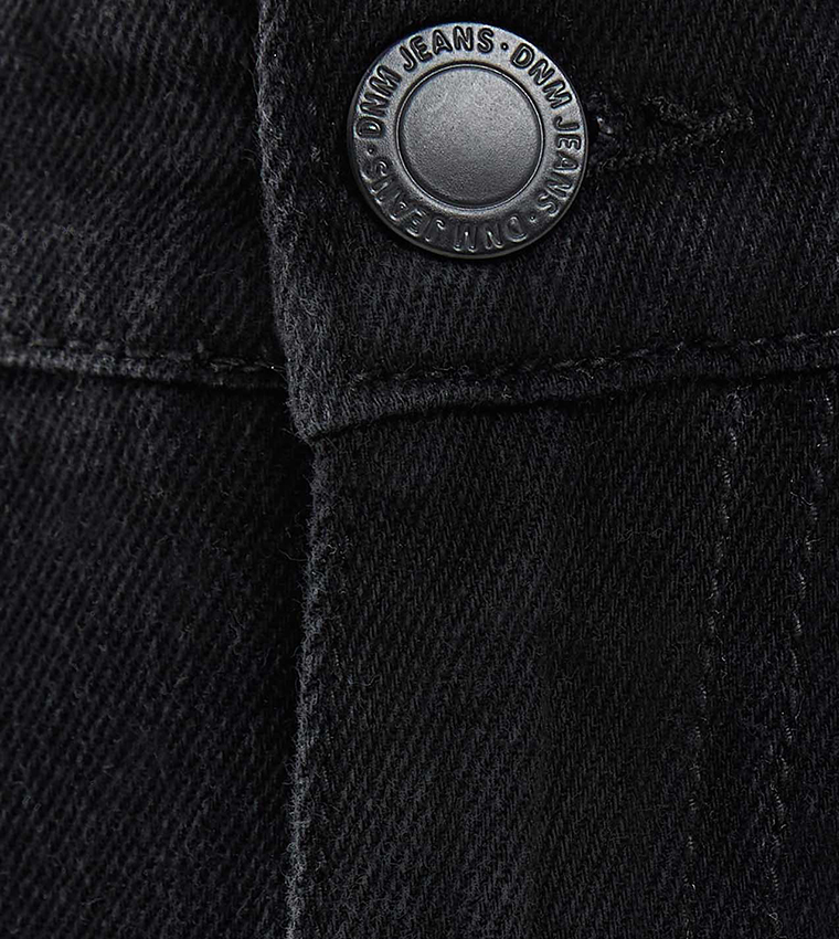 Solid Tapered Fit Jeans with Button Closure