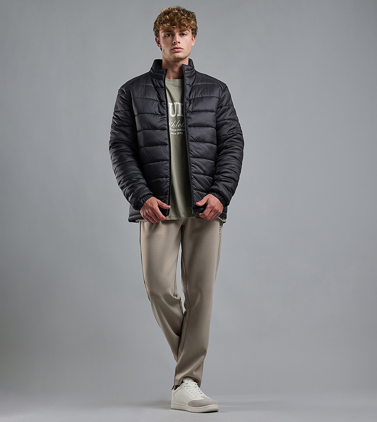 Quilted Puffer Jacket with Zipper Closure