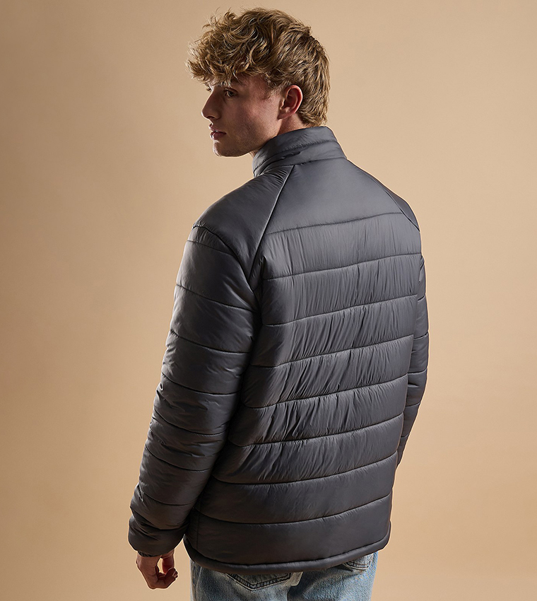 Quilted Puffer Jacket with Zipper Closure