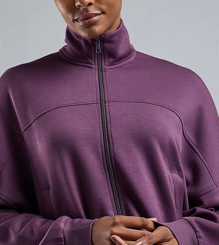 Solid Active Jacket with Zipper Closure