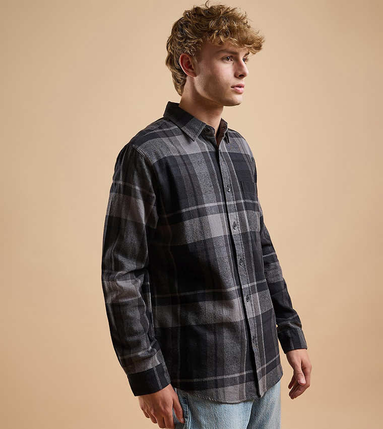 Plaid Shirt with Classic Collar and Long Sleeves