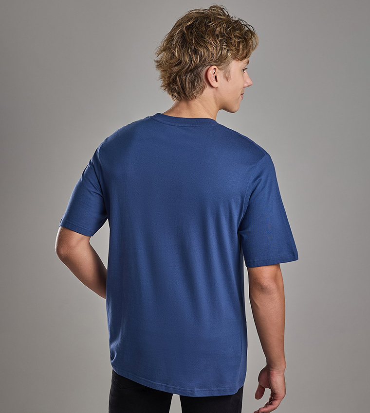 Typography Print T-Shirt with Crew Neck and Short Sleeves