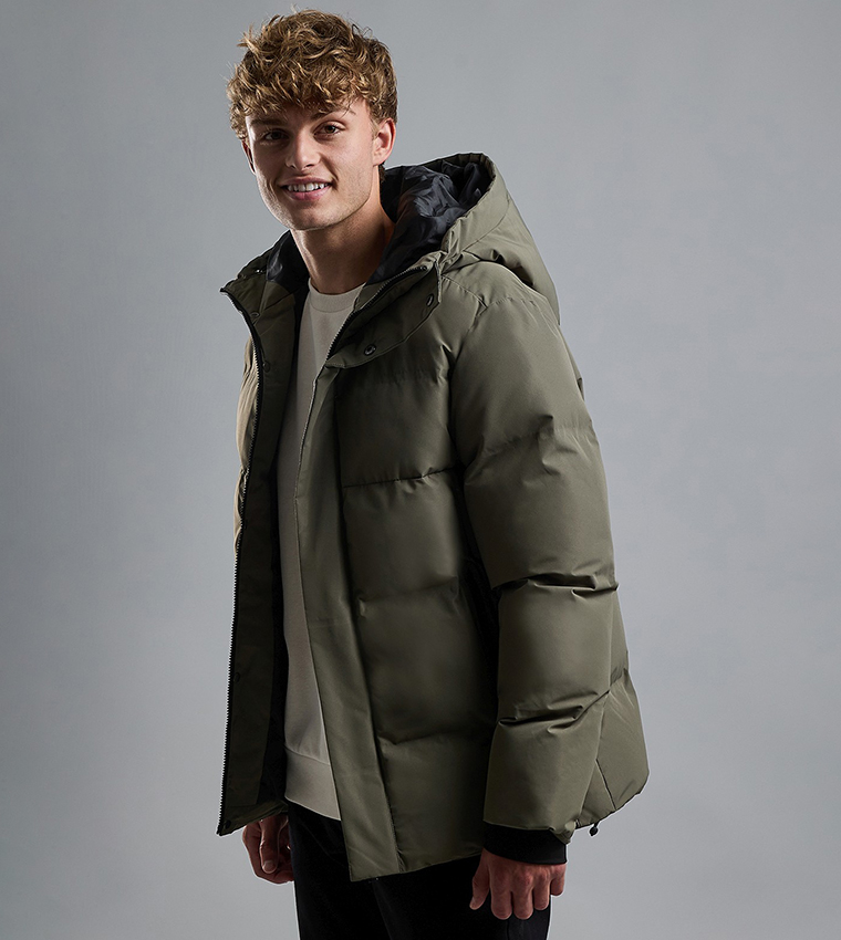 Quilted Hooded Puffer Jacket with Zipper Closure