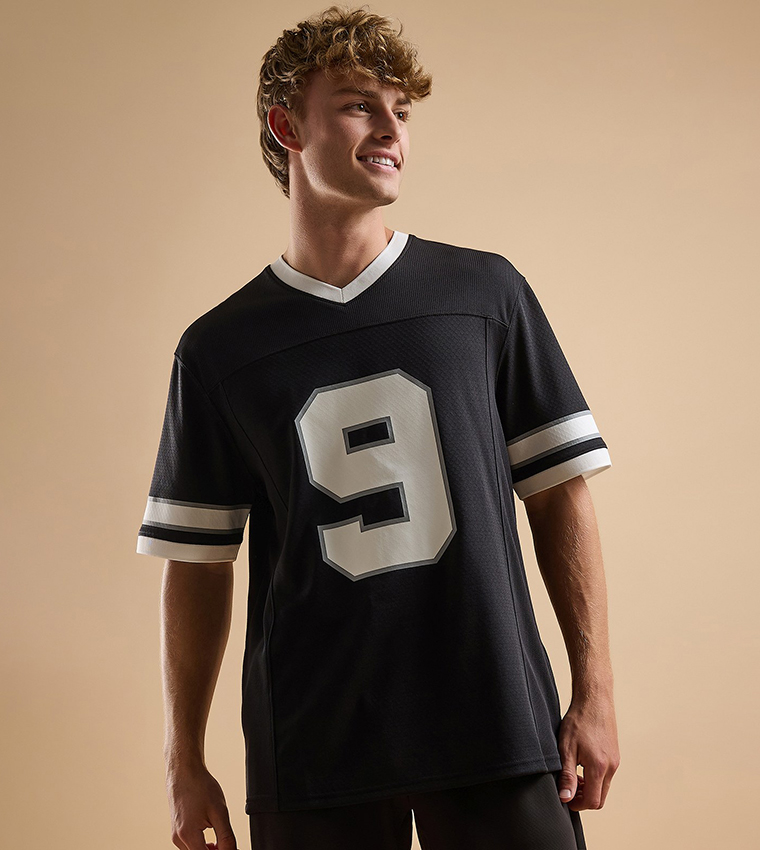 Print Detail Active T-Shirt with V-Neck and Short Sleeves