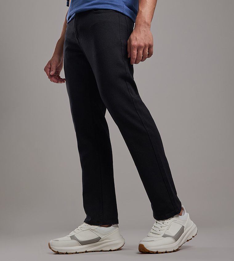 Solid Regular Fit Jeans with Button Closure