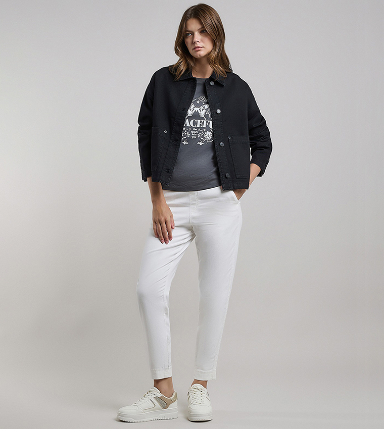 Solid Denim Jacket with Button Closure