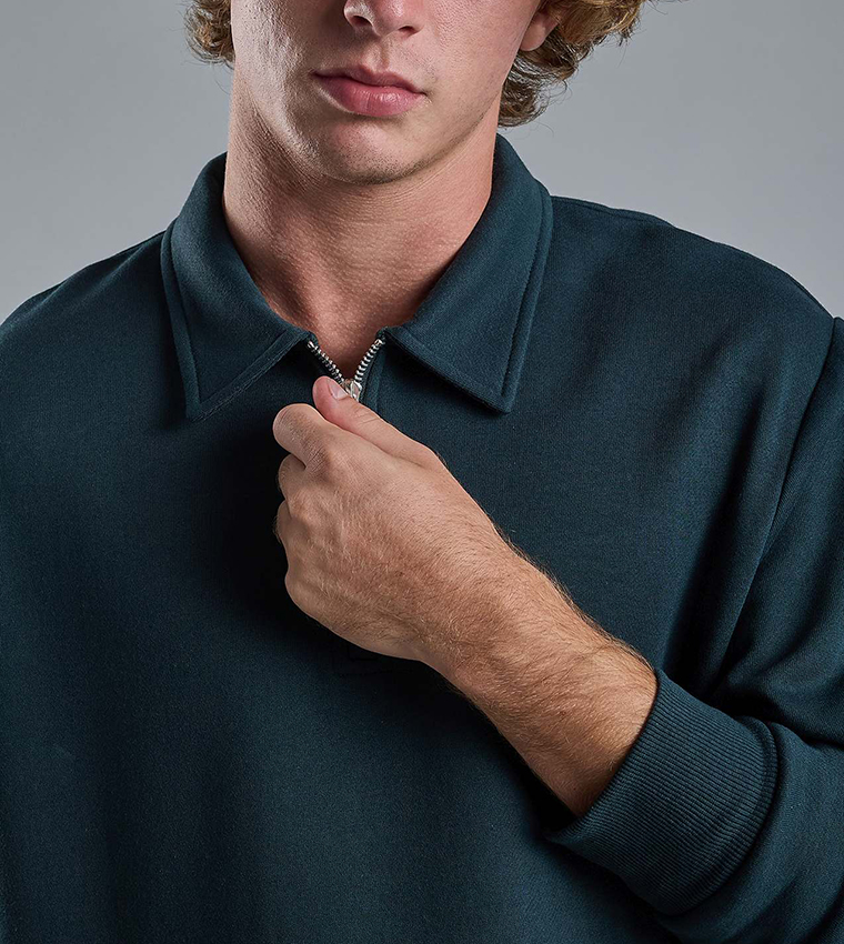 Solid Sweatshirt with Shirt Collar and Long Sleeves