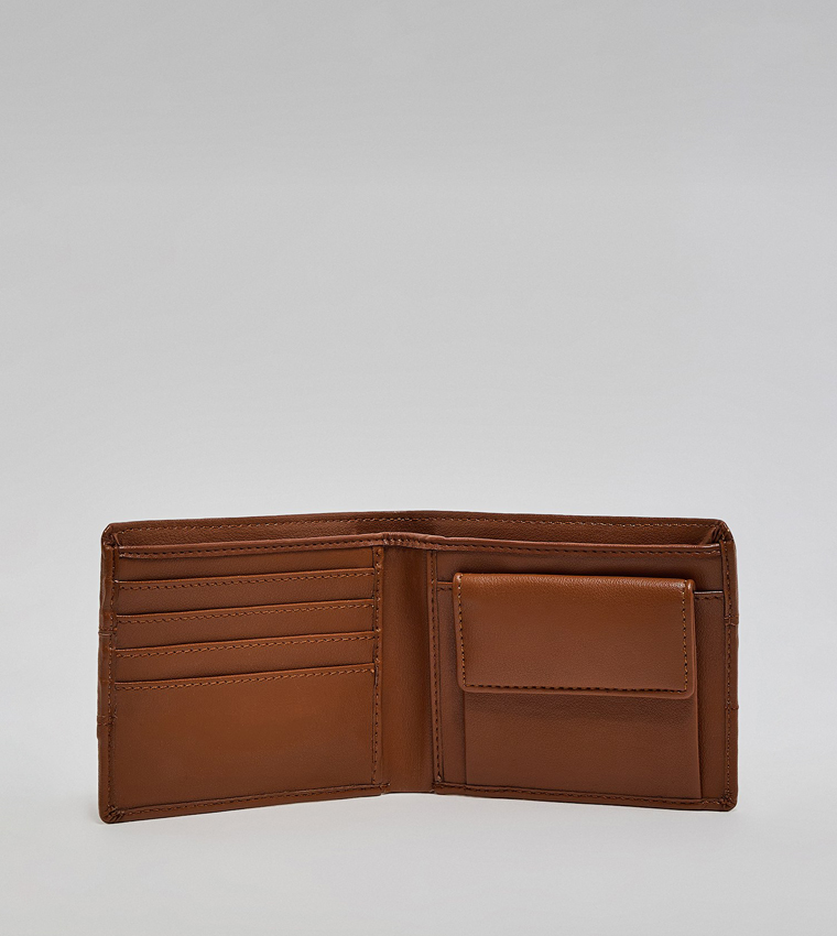 Contrast Detail Bi-Fold Wallet