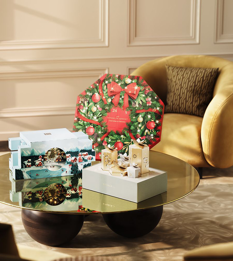 تقويم العد التنازلي إكليل 2025