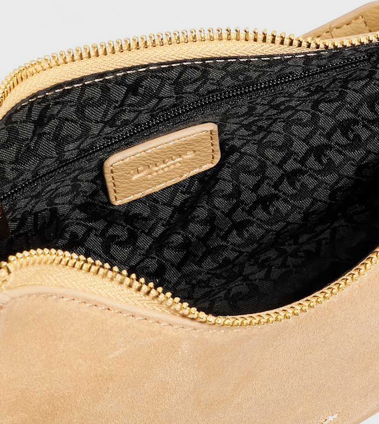 DIRECTION Chain Detail Shoulder Bag