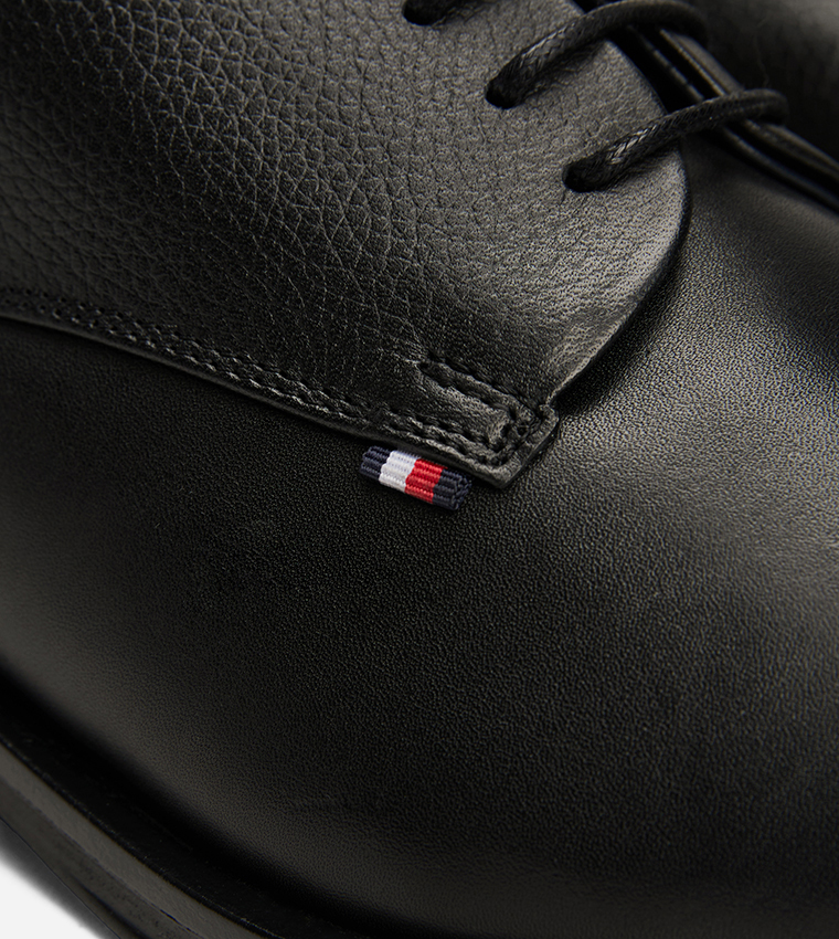 Logo Detail Leather Lace-Up Shoes