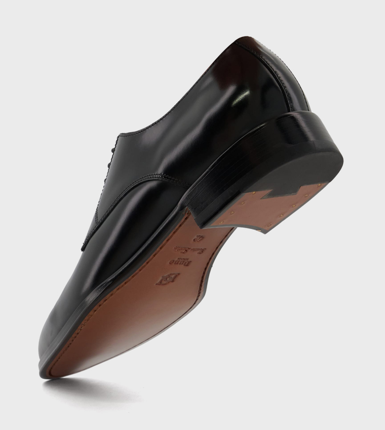 SALISBURY Solid Derby Shoes