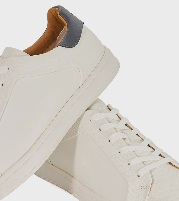 سنيكرز سادة برباط