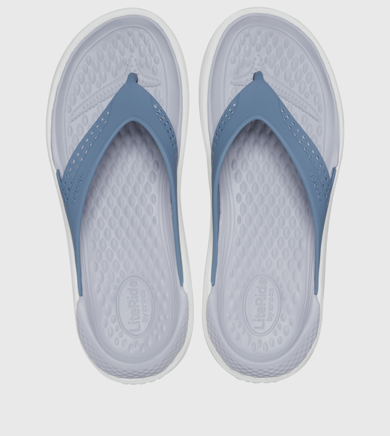 Crocs flip 2024 flops clearance