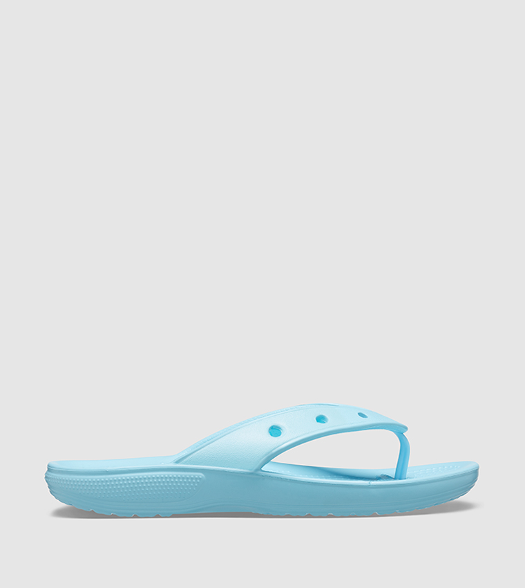 Crocs flip best sale flops womens