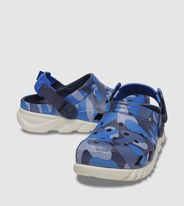 Blue camo outlet crocs