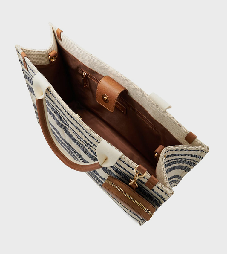 DELTRA Woven Tote Bag