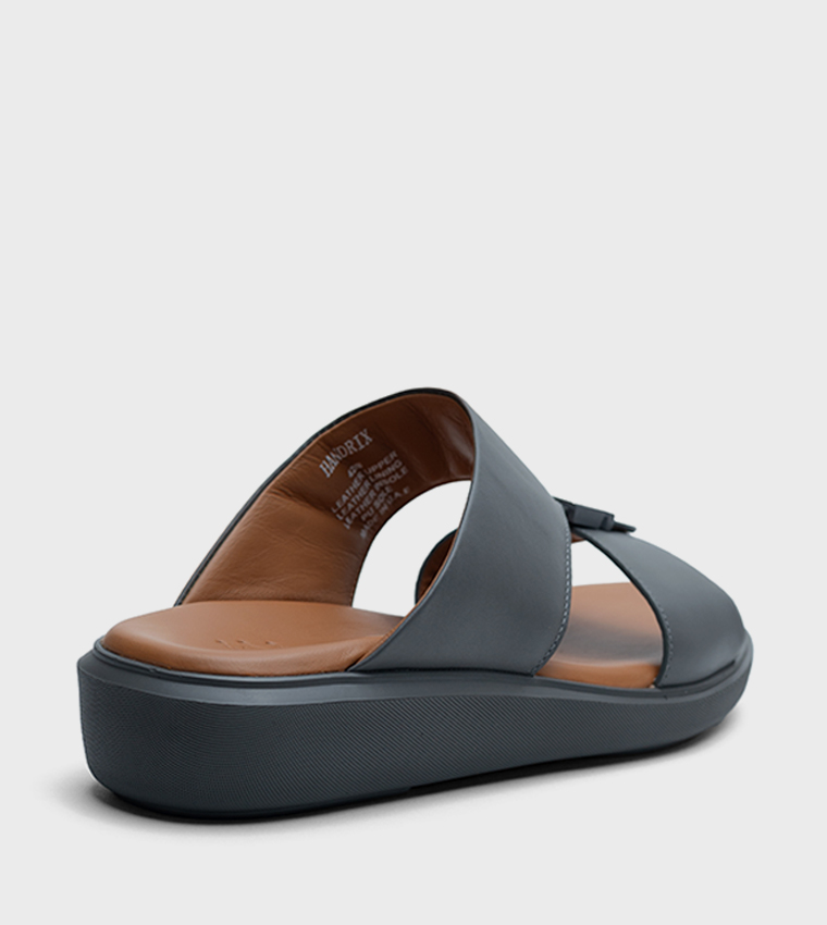 HANDRIX Metal Detail Arabic Sandals