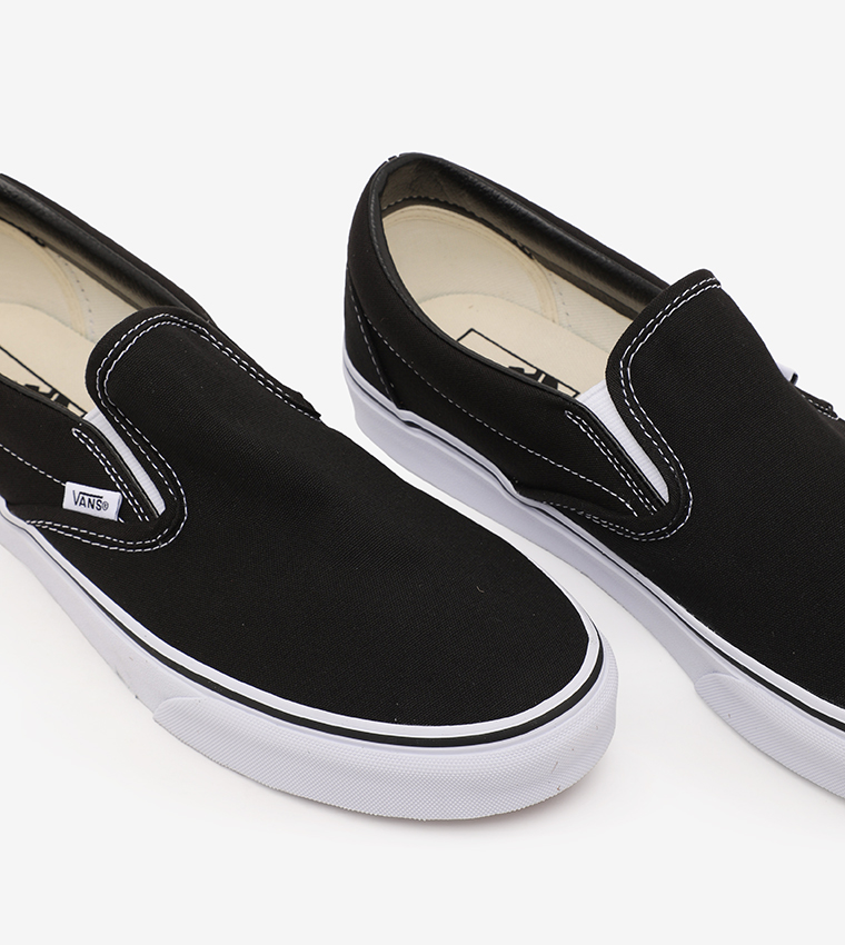 UA Classic Slip-On Shoes Black