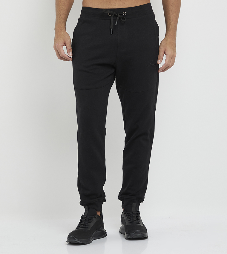 بنطلون جوغر مطرز بشعار 