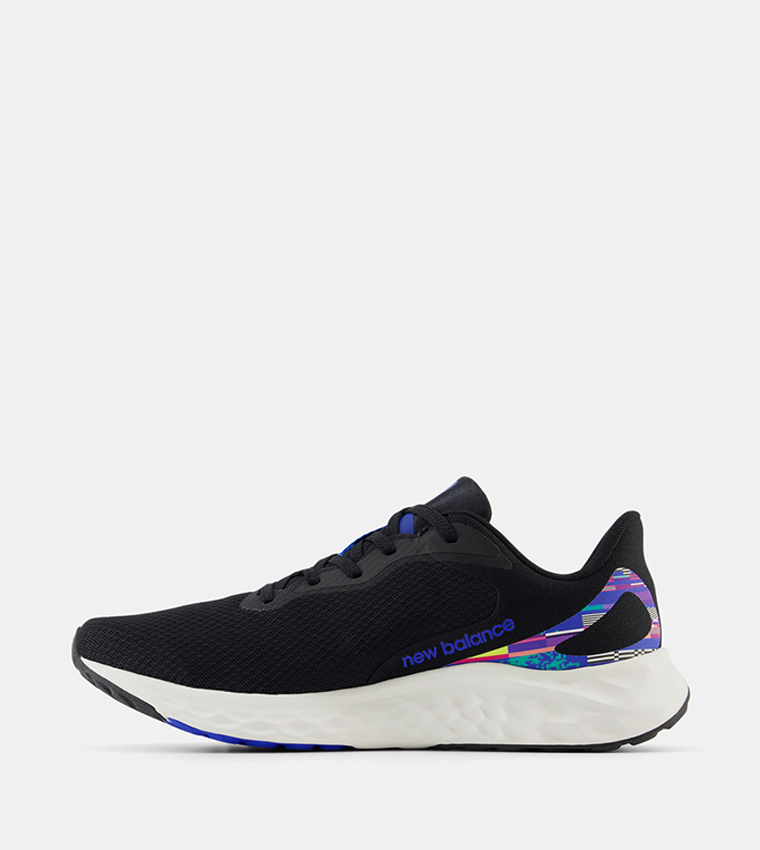 Arishi Logo Detail Training Shoes