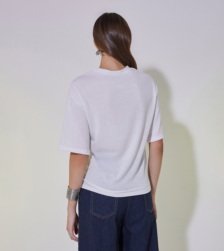 Solid Crew Neck Hook and Eye Detail T-Shirt