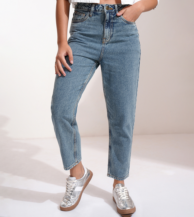 Mid Rise Relaxed Fit Faded Jeans