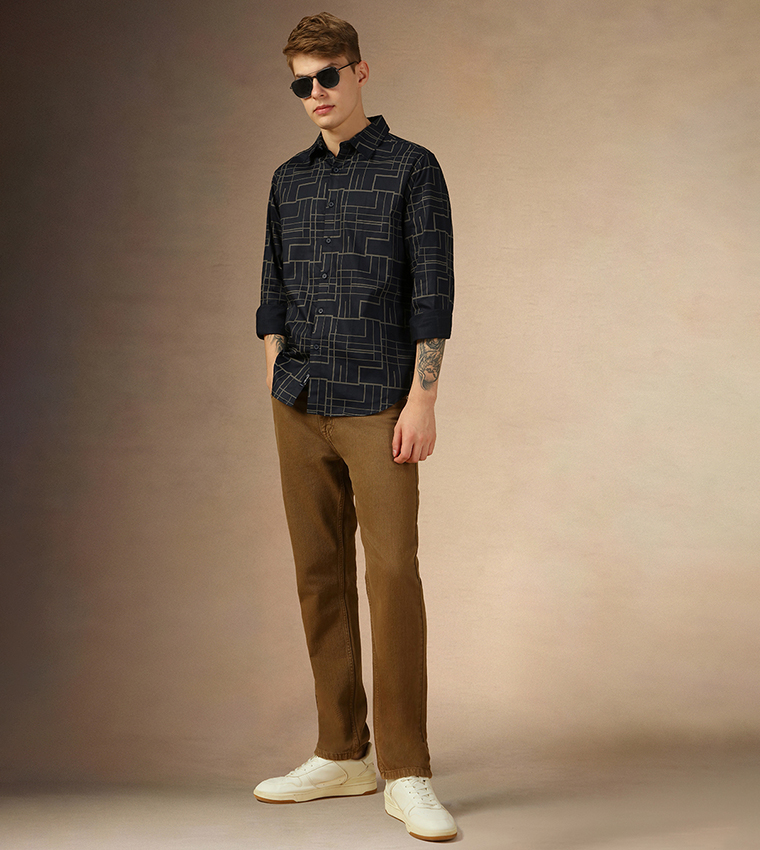 Printed Regular Fit Spread Collar Curved Hem Shirt
