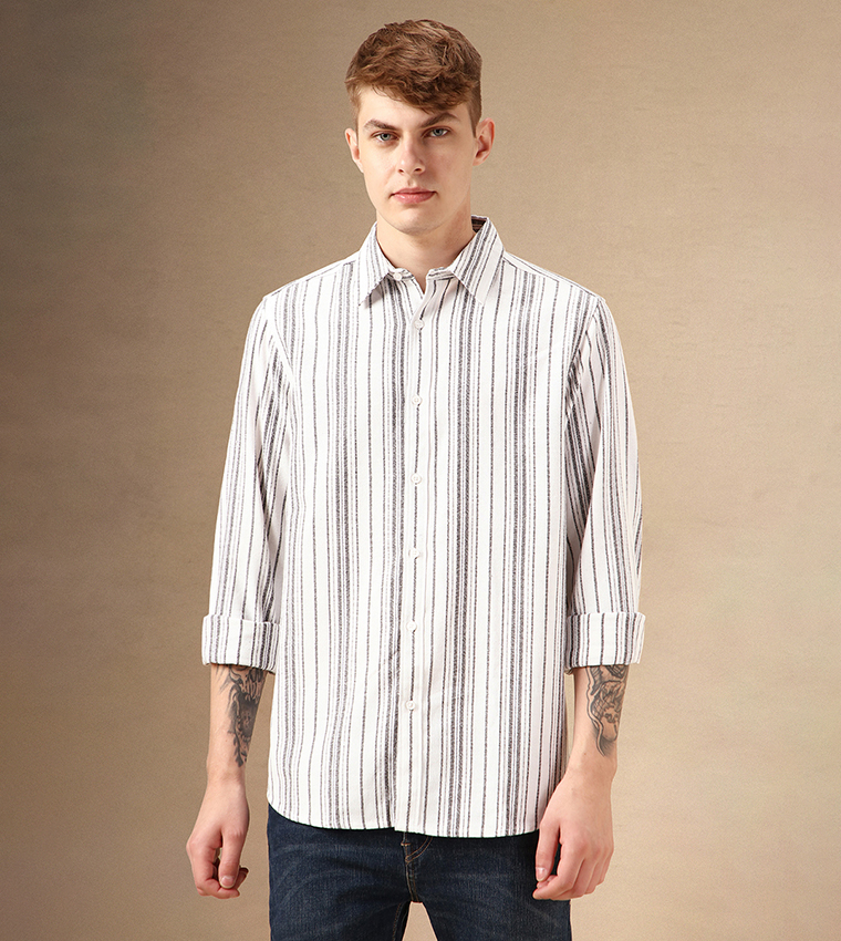 Striped Relaxed Fit Spread Collar Curved Hem Shirt