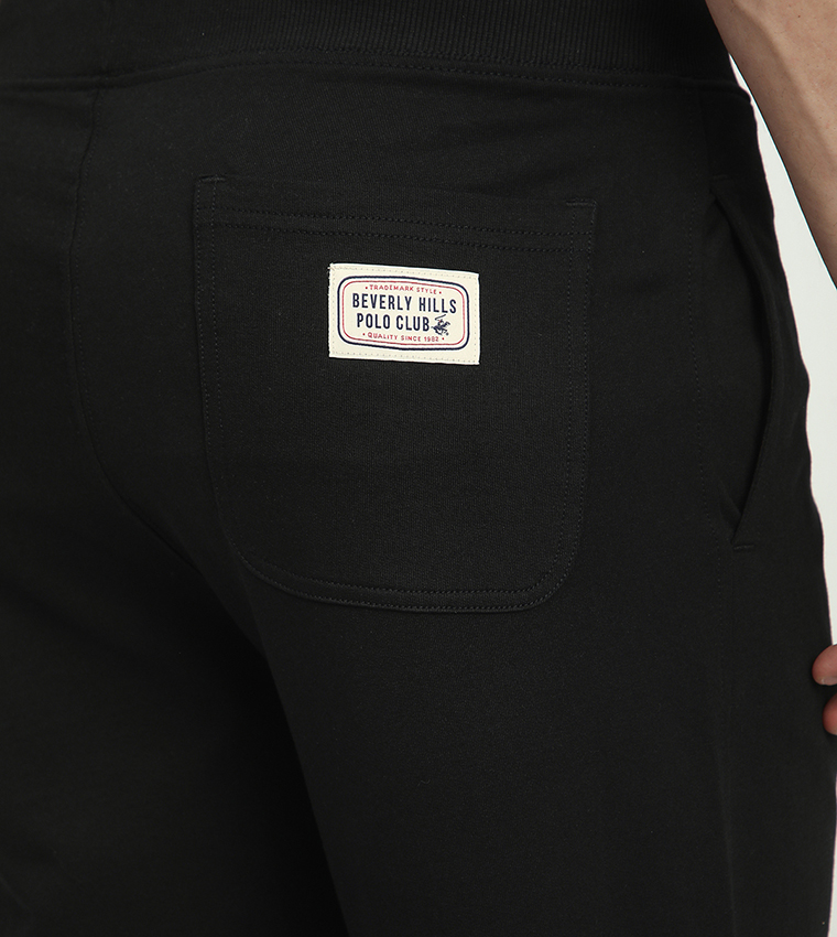 جوغر ضيق برباط على الخصر 