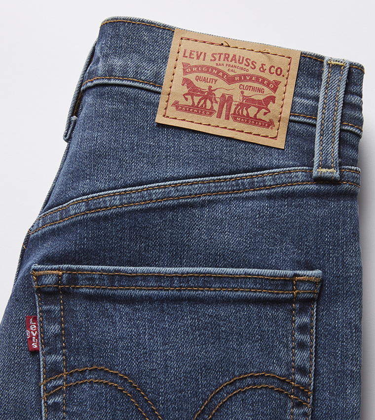 Buy Levi's RIBCAGE Straight Fit Jeans In Indigo | 6thStreet UAE