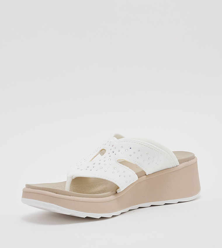 Buy Bzees NOLA BRIGHT Platform Sandals In White | 6thStreet UAE