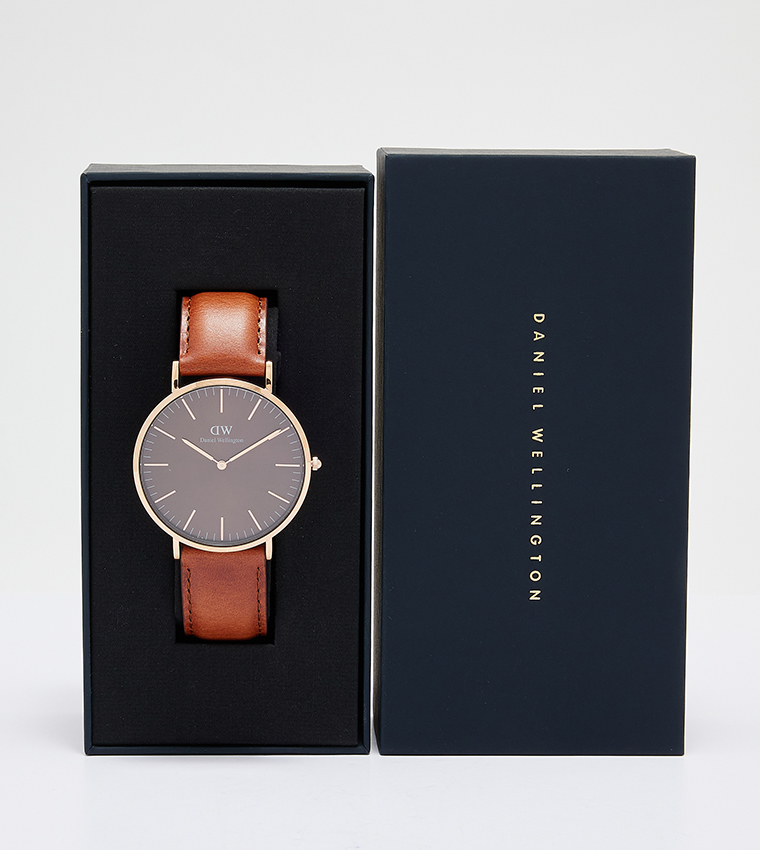 Classic Leather Strap Analog Watch