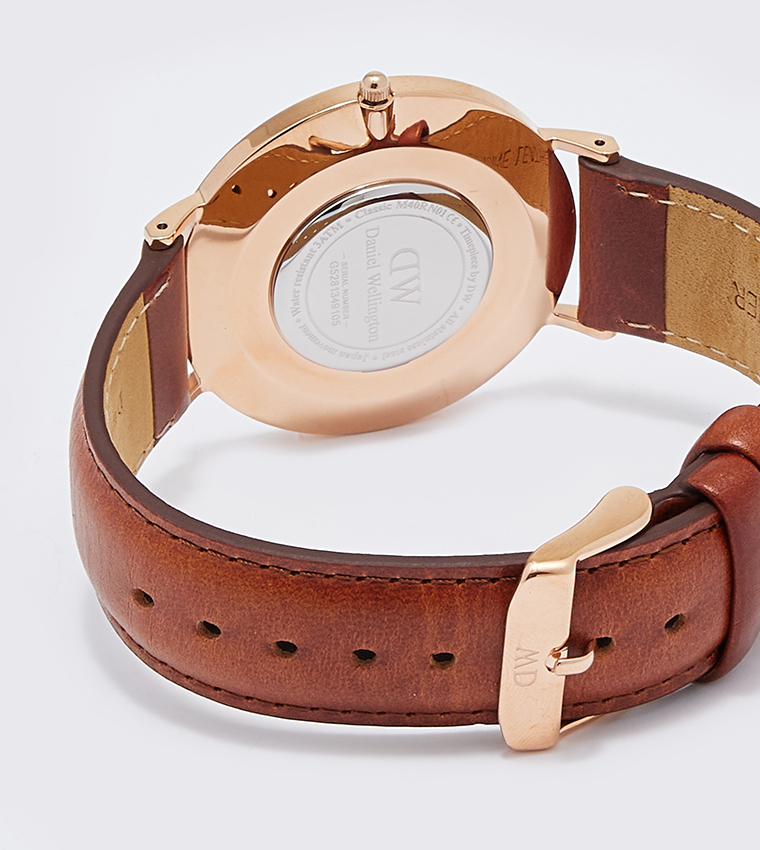 Classic Leather Strap Analog Watch