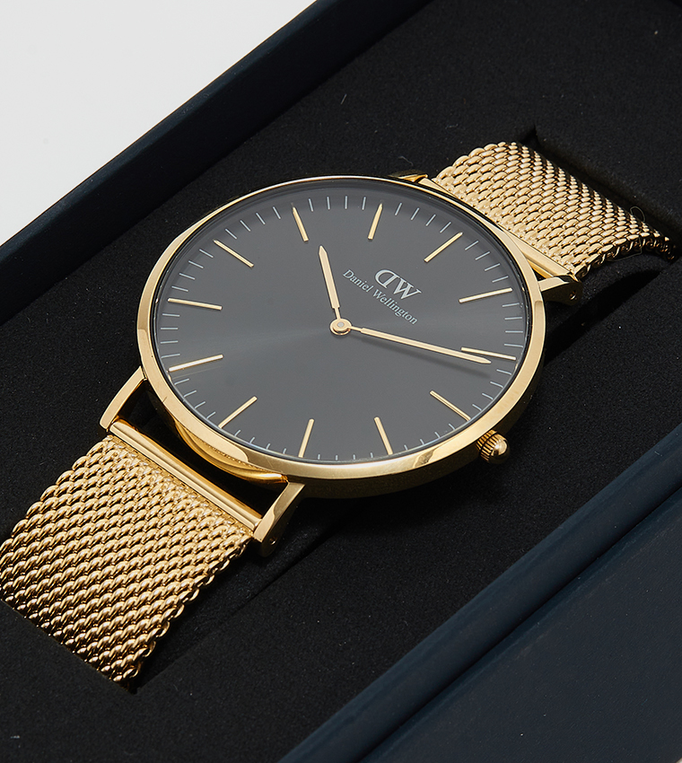 CLASSIC Black Dial Analog Watch