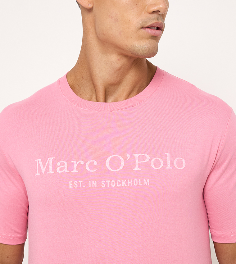 تيشيرت قطن عضوي بطبعة شعار