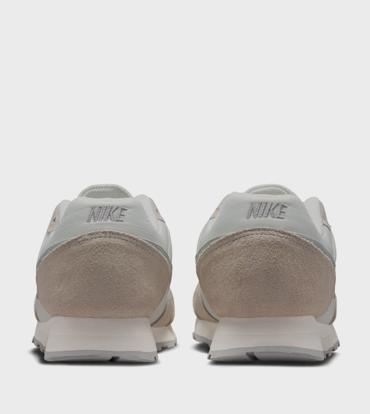 MD 2 Logo Detail Running Shoes