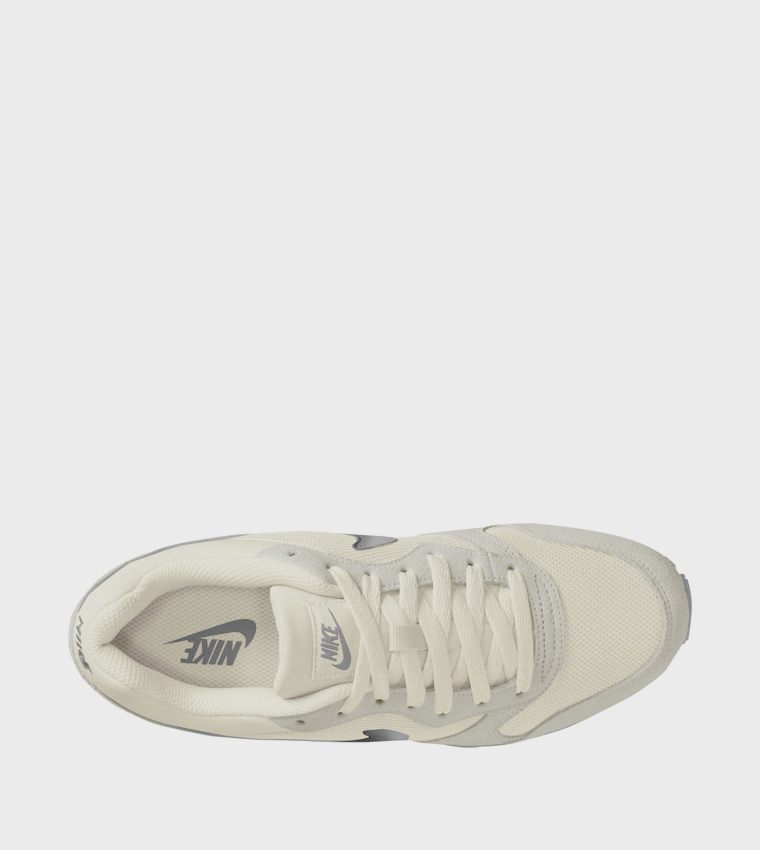 MD 2 Logo Detail Running Shoes