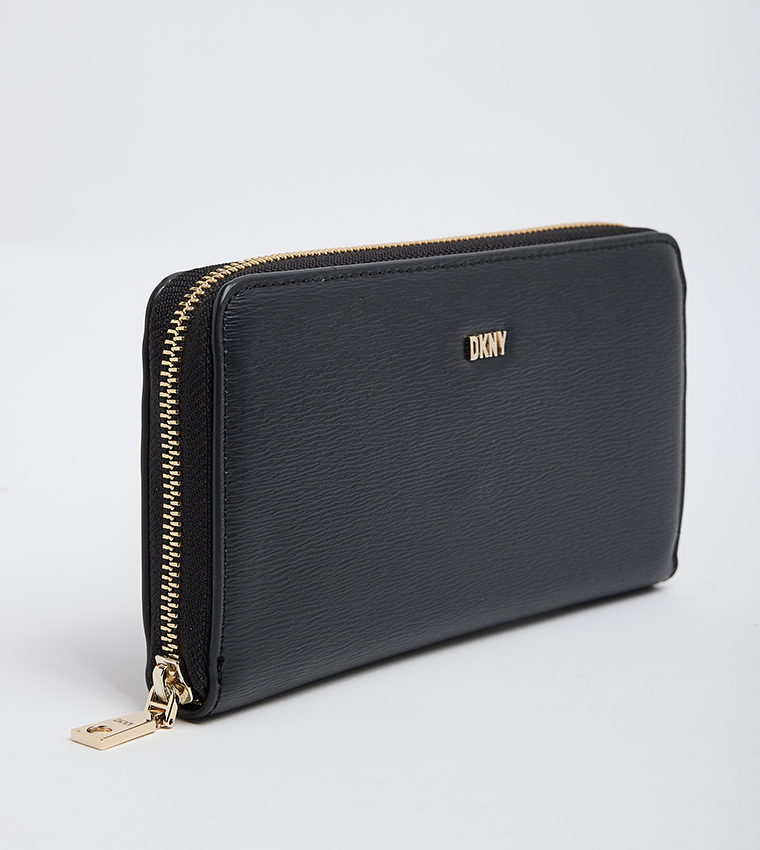 PERRI Textured Long Wallet